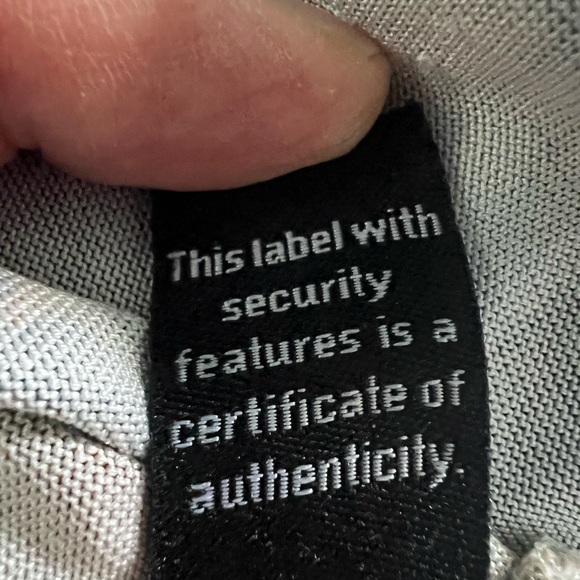 DVF 100% silk long sleeved minidress. - Picture 5 of 5